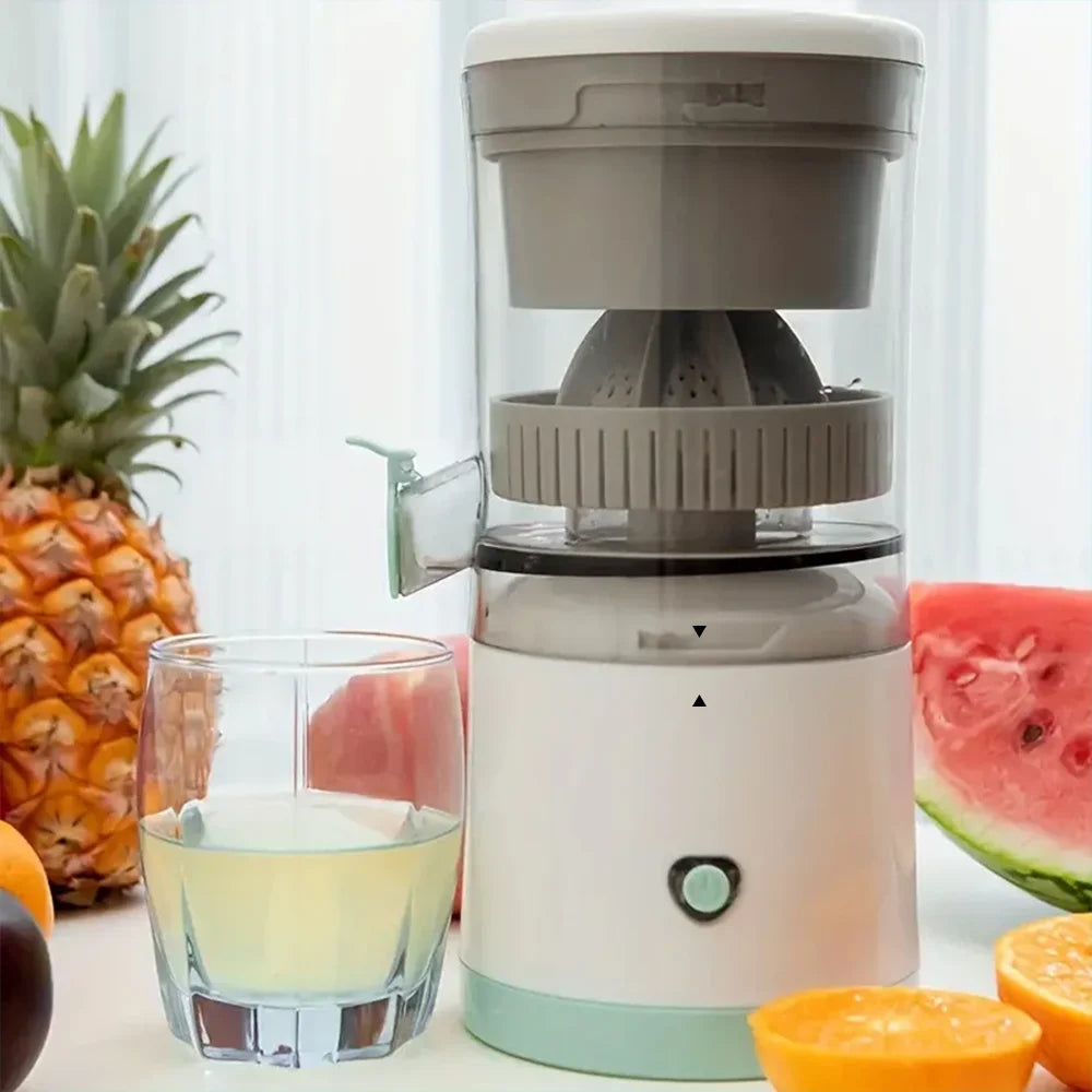 Portable USB Electric Juicer – Mini Citrus & Fruit Blender for Travel